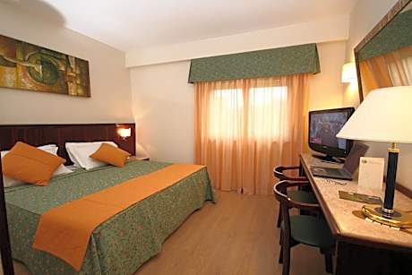 Classic Double Room with City View