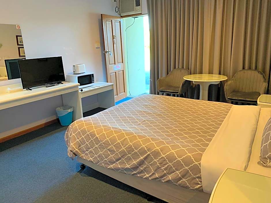 Casey on Princes Motel