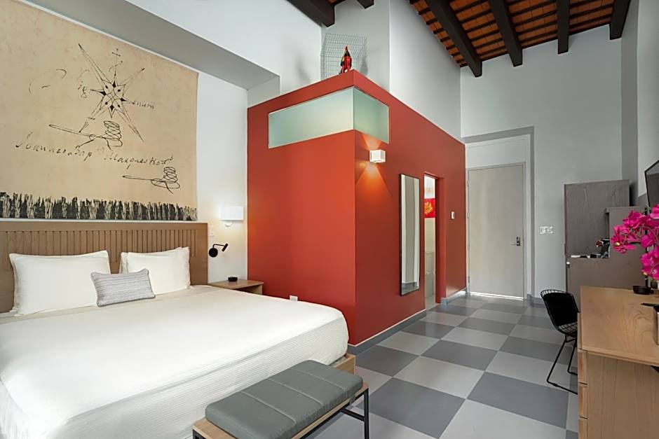 Palacio Provincial San Juan, Curio Collection by Hilton