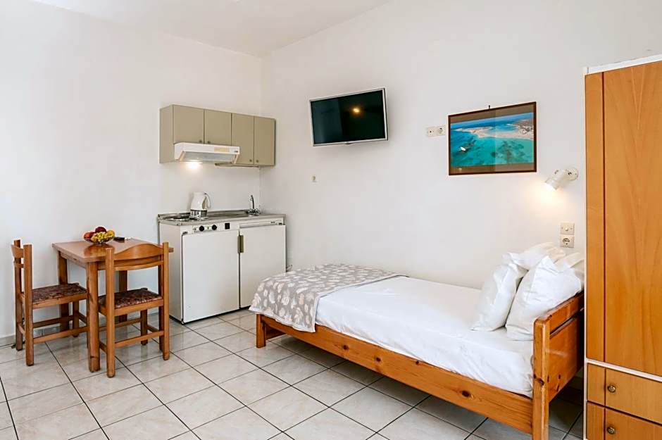 Niriis Hotel