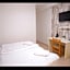 Easy Star Hotel