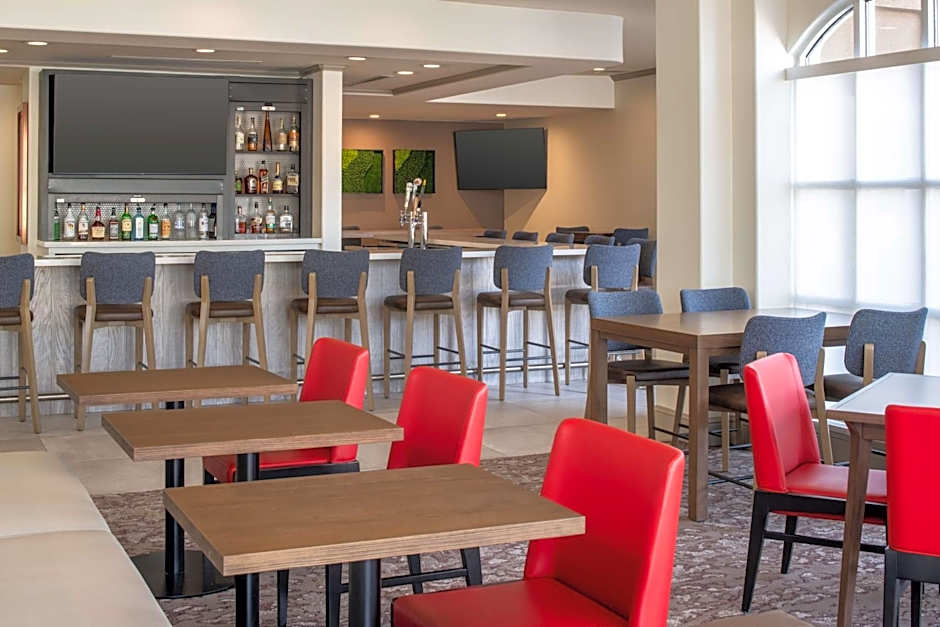Hilton Garden Inn Fontana