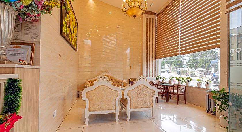 Hoang Minh Chau Ba Trieu