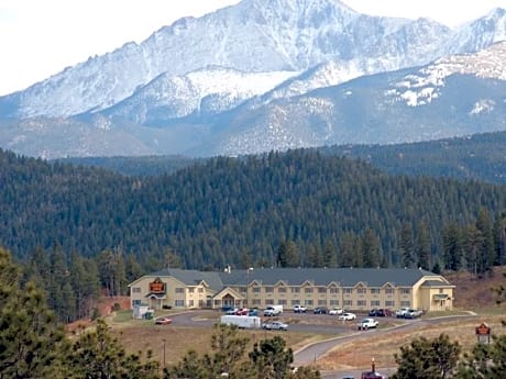 Country Lodge