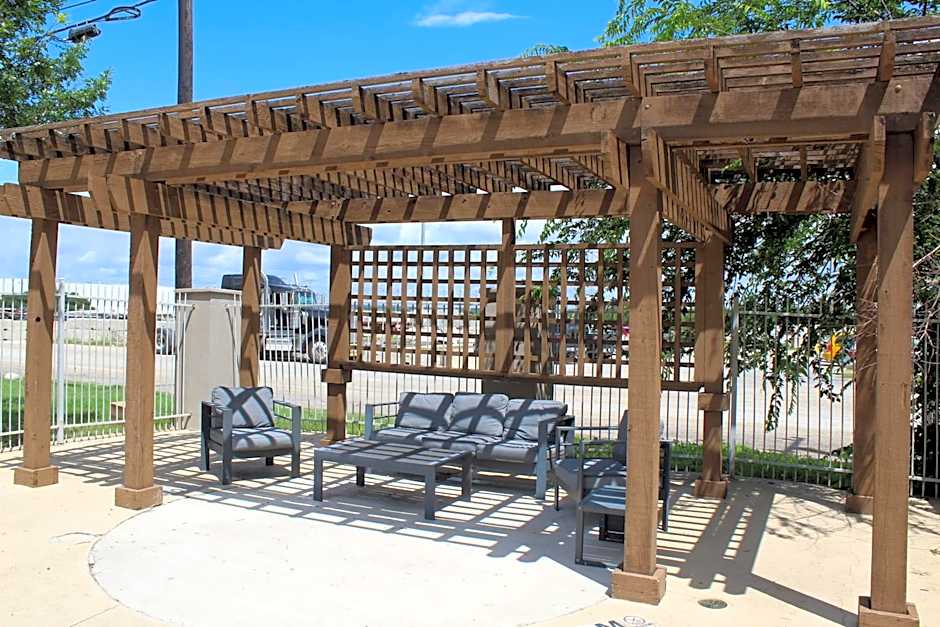 La Quinta Inn & Suites by Wyndham Schertz