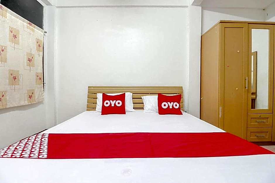 OYO 525 MRT Phetkasem 48-1 Place
