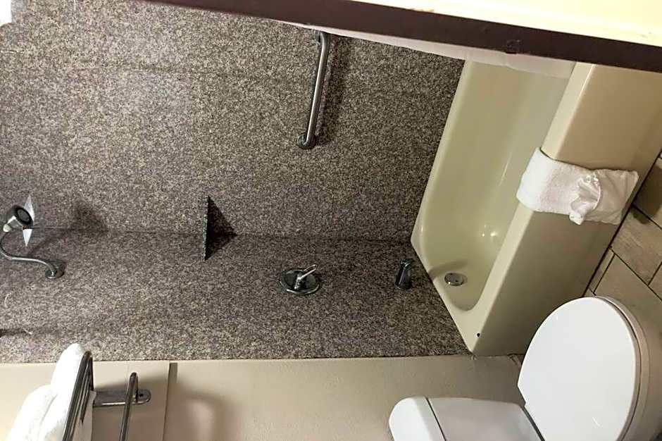 Quality Inn Madisonville