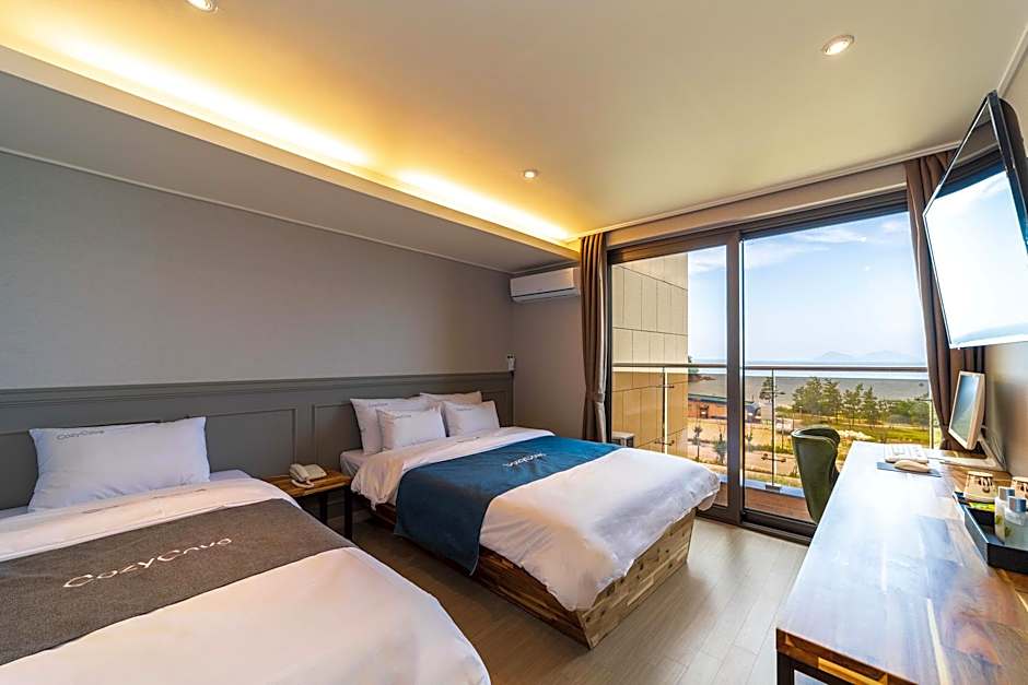 CozyCove Boutique Hotel