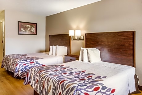 Deluxe Room with Two Queen Beds Disability Access Roll-In Shower Non-Smoking