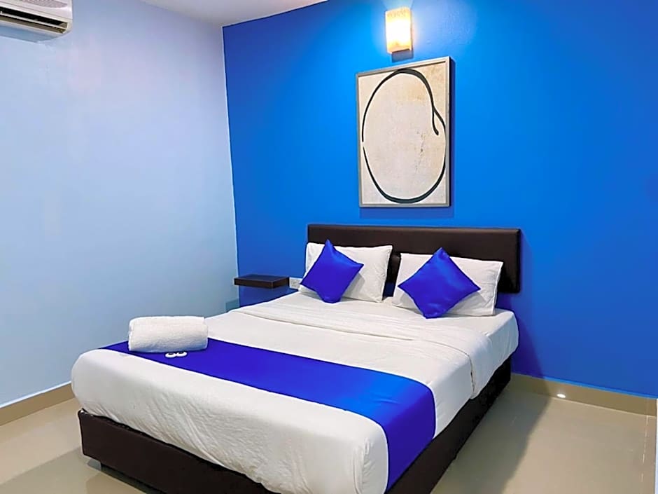 Royals Star Hotel