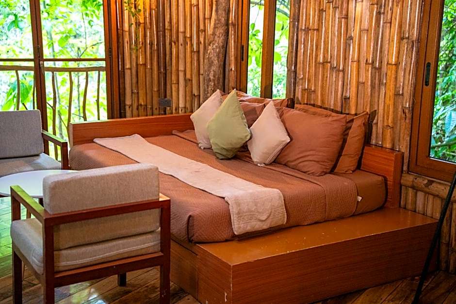 Treehouse de Valentine