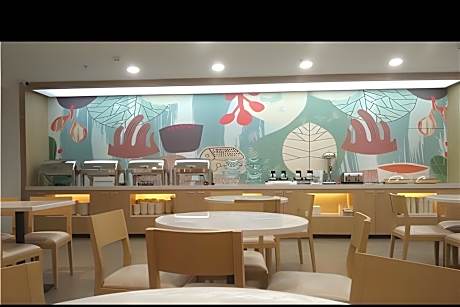 Hanting Hotel Jinzhou Port Bijiashan