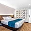 Studio 6 Suites Stockton, CA Waterfront