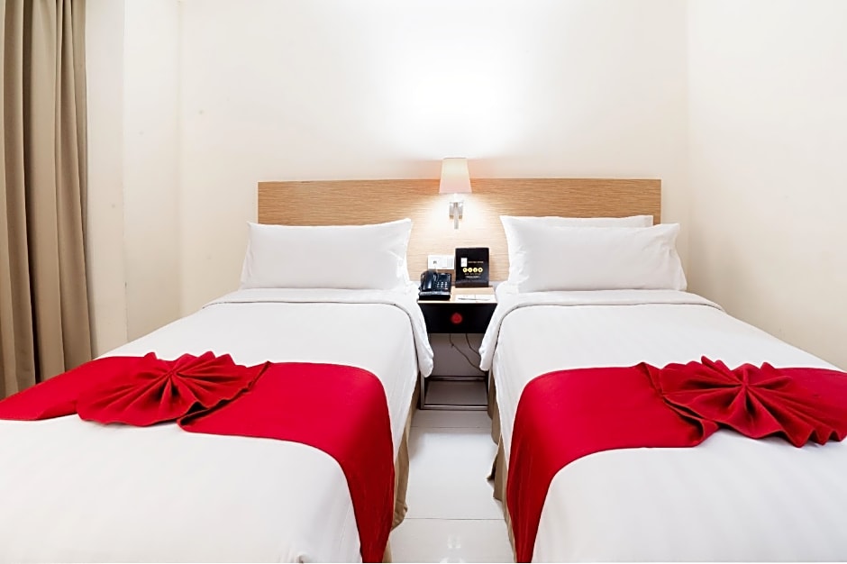 Atrium Premiere Hotel