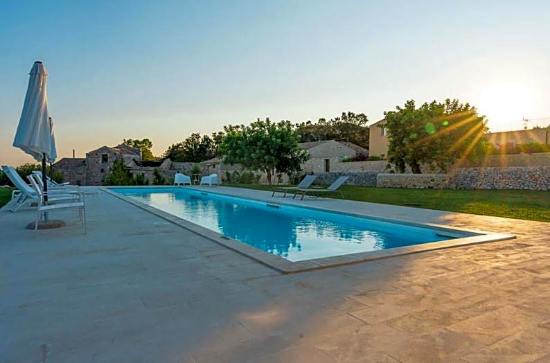 Baglio Cella - Appartamenti per Vacanze