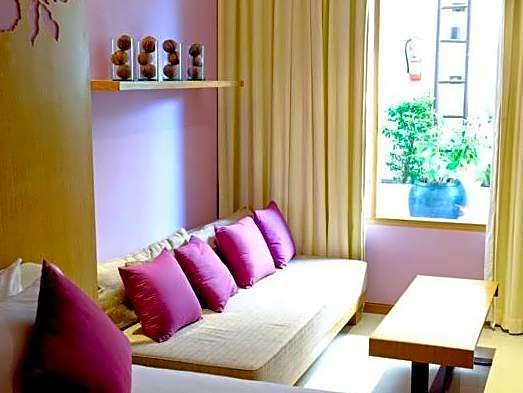 Iyara Beach Hotel and Plaza