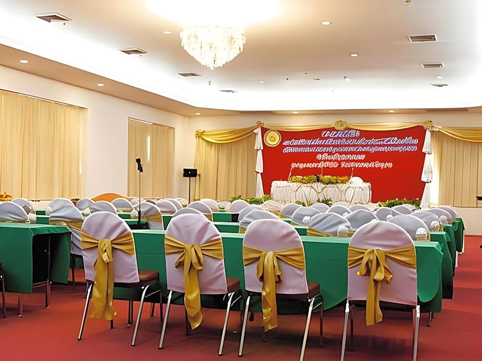 Ayutthaya Grand Hotel