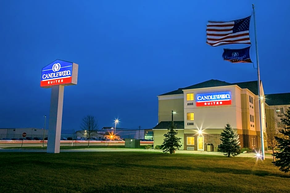 Candlewood Suites Fargo-North Dakota State University, an IHG Hotel
