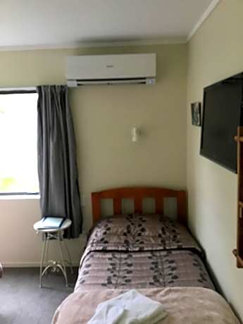 Family Room - Room 2