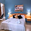 La Playa Hotel