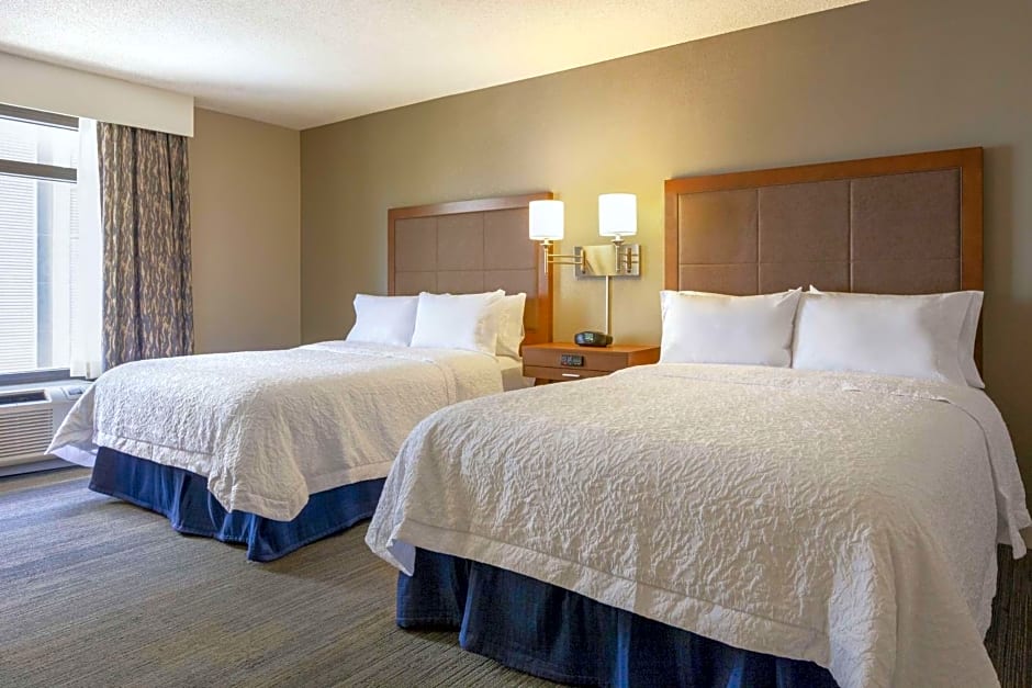 Hampton Inn & Suites Nashville-Downtown