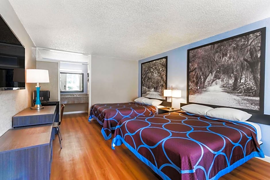 Super 8 by Wyndham Hardeeville
