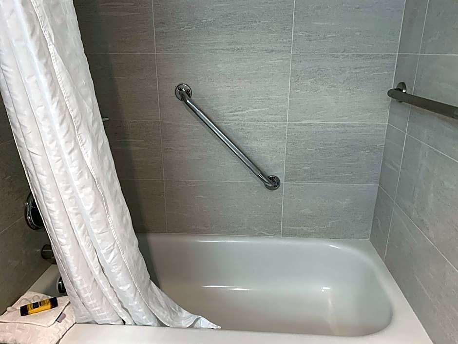 Best Western Plus Regency Inn and Conference Centre