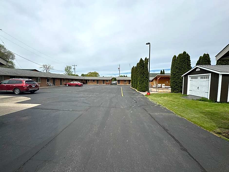 Euclid Motel