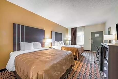 Queen Room with Two Queen Beds - Non-Smoking