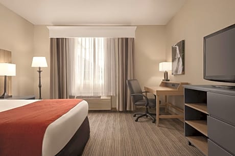 King Bed-Studio Suite-Non Smoking