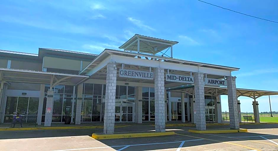 Motel 6 Cleveland, MS – Delta State University