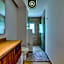 New 1 BR Condo - Oceanview Pool - 2 min to Beach