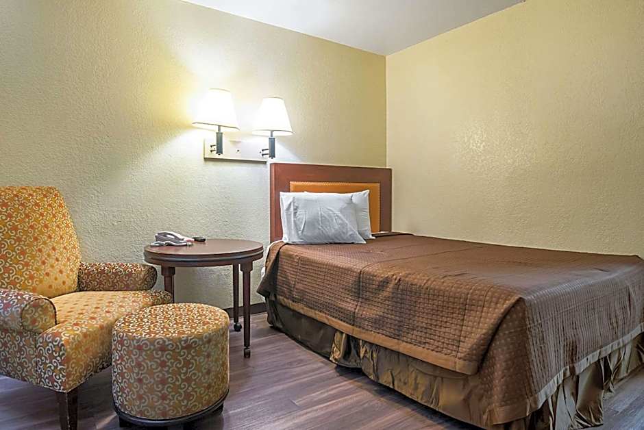 Rodeway Inn Kissimmee