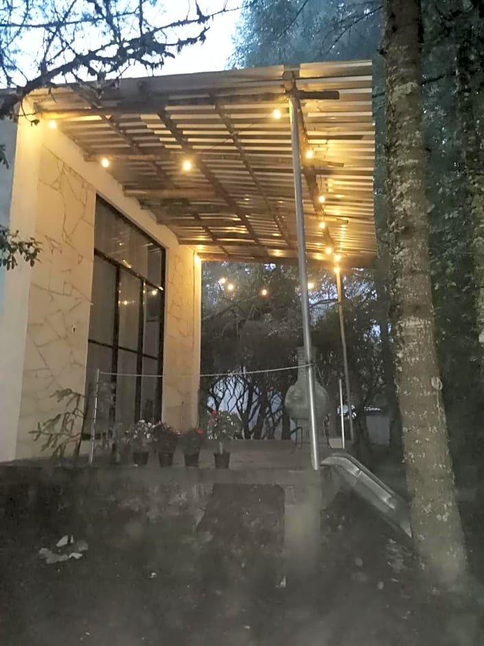 cabaña Entre Ogros y Duendes