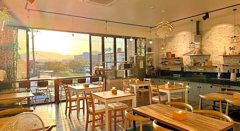 Gyeongju BongwhangMansion