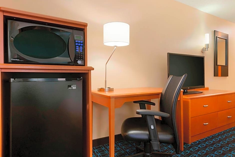 Fairfield Inn & Suites Longview
