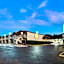 Super 8 by Wyndham Fort Smith
