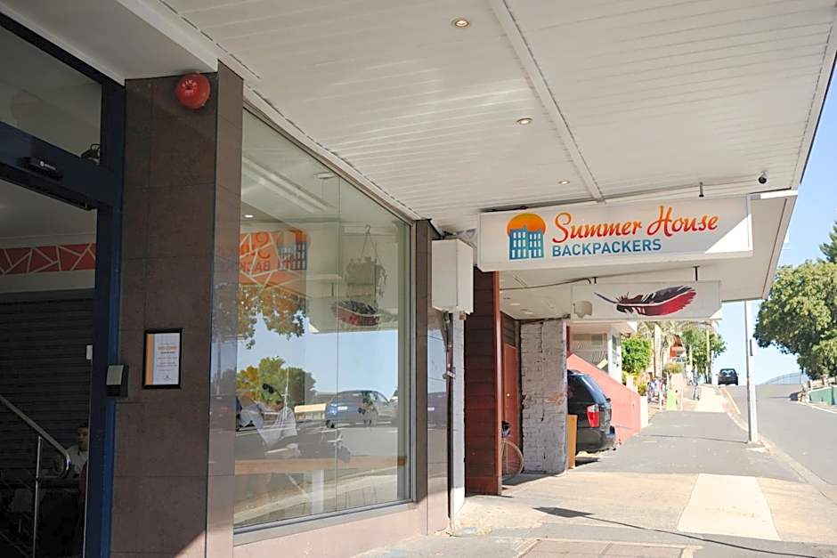 Summer House Backpackers Brisbane