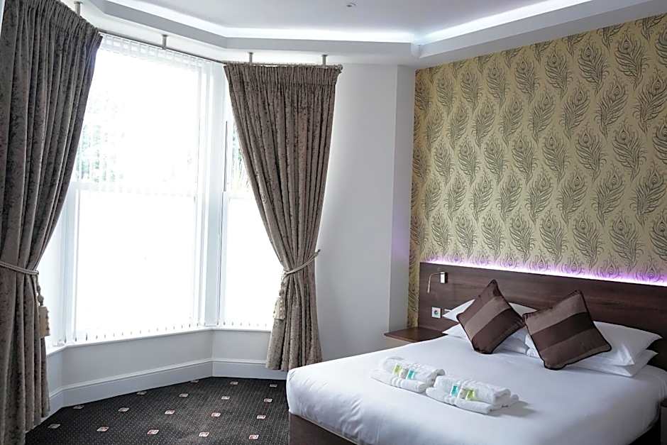 Marlborough Hotel