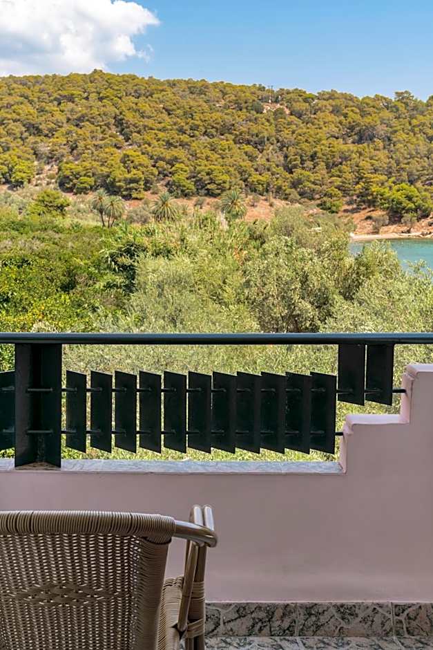 Binji Hotel