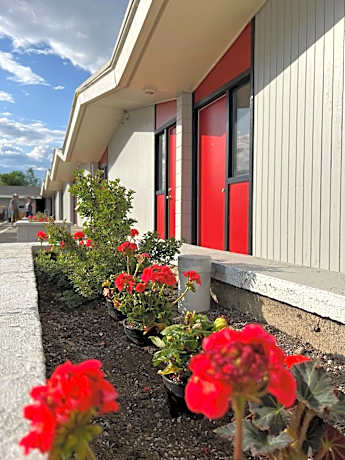 Destination Inn Cache Creek