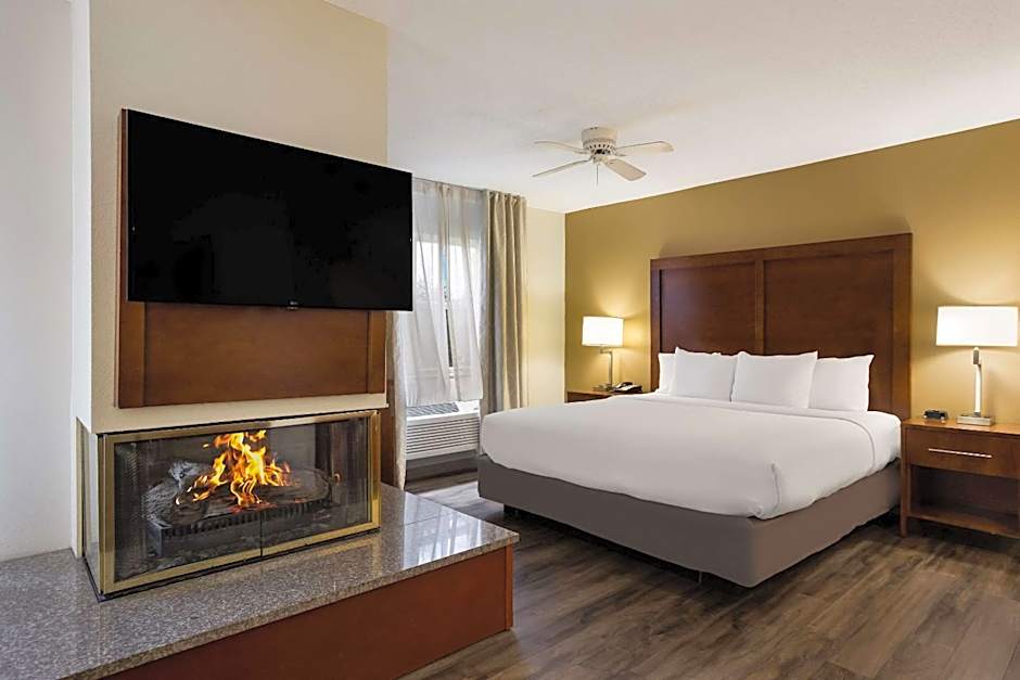 The Inn at Apple Valley, an Ascend Collection Hotel