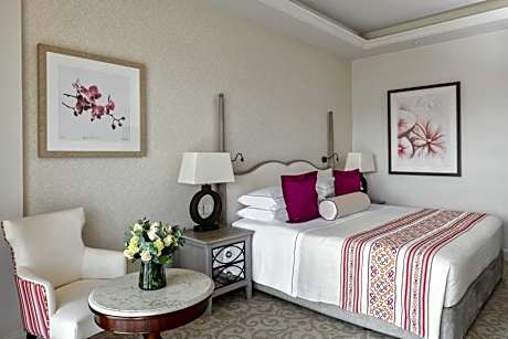 Deluxe Partial Sea View Room (2 Adults + 1 Child up to 11.9 y.o.)