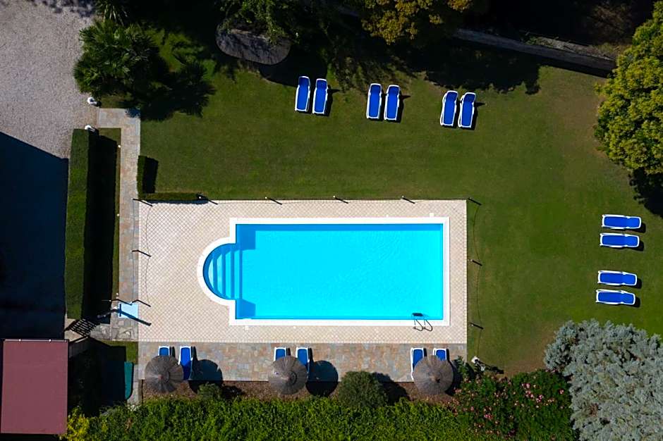 Hotel Isola Di Caprera