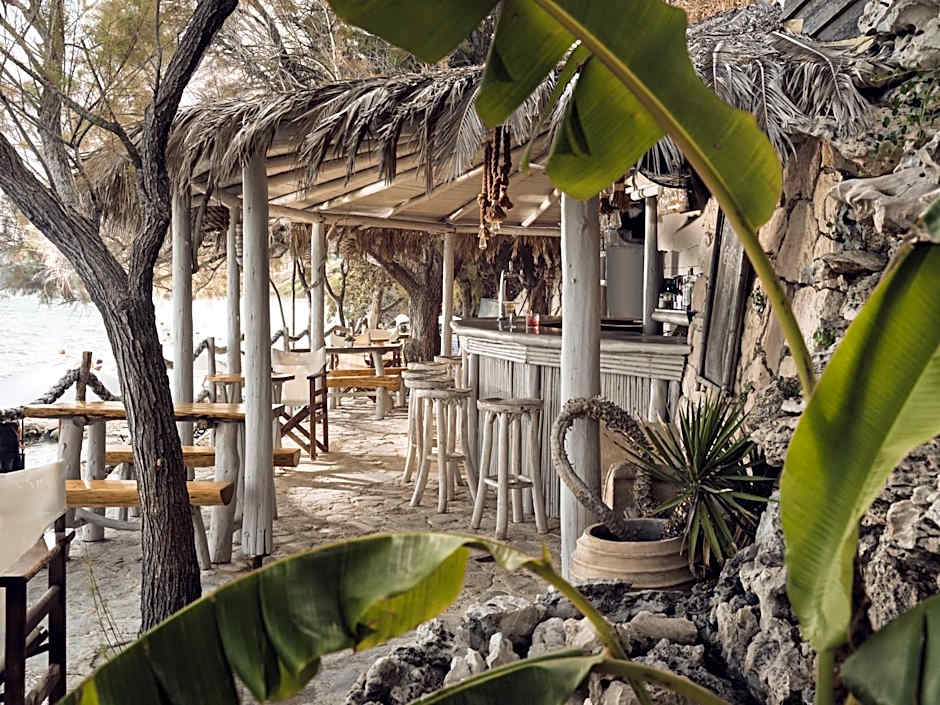 Gloria Maris Hotel Suites and Villas