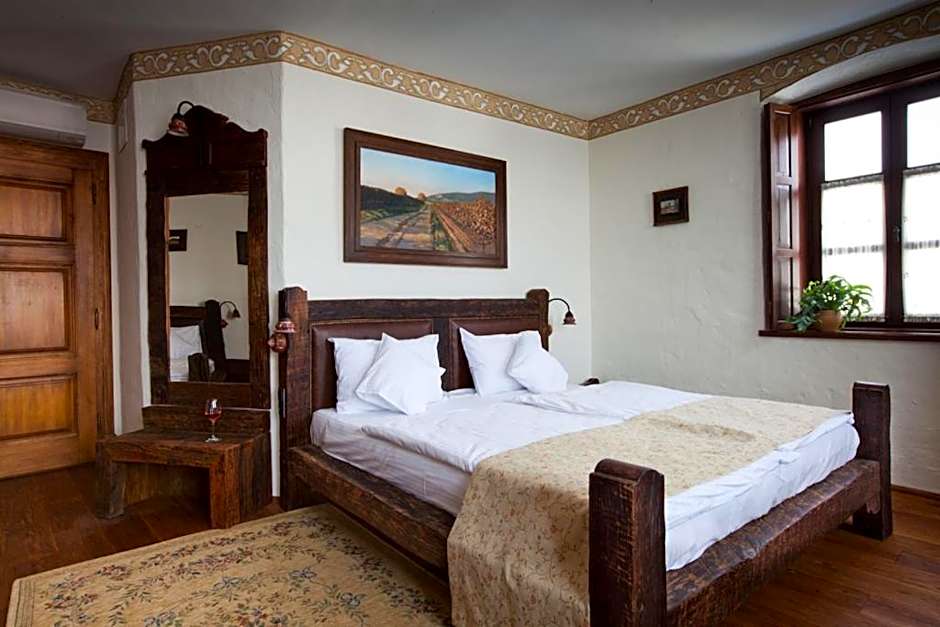 Halasi Pince Panzió