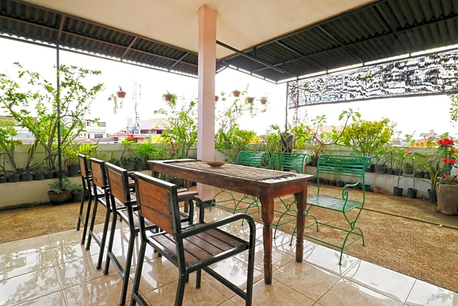 Kuta Bed & Breakfast Plus