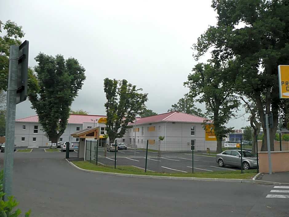 Premiere Classe Pau Bizanos Hotel