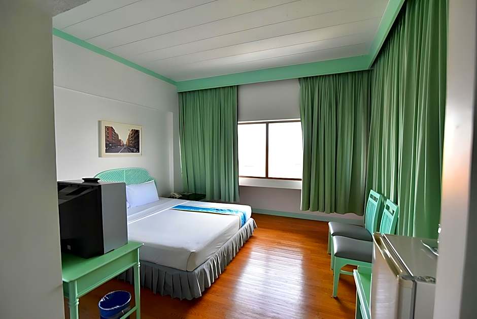 Thumrin Hotel
