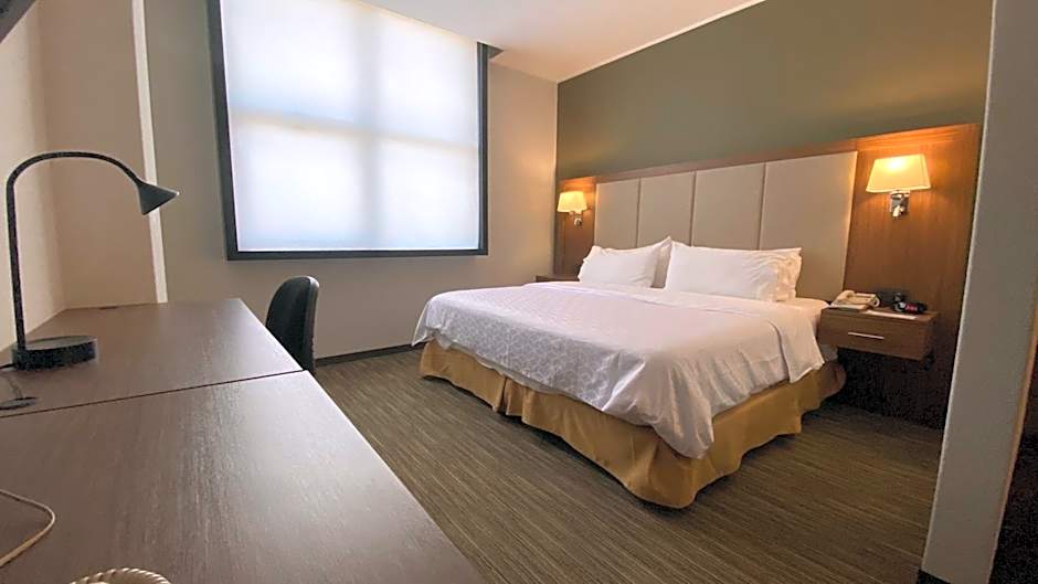 Holiday Inn Express Mexico Santa Fe By IHG